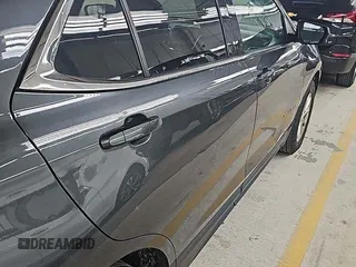 2020 Chevrolet Equinox LT z VIN 2GNAXJEV5L6232400, wystawiony jako IAAI lot #42575814 z przebiegiem 110 520 mil mil oraz . Historia ofert i sprzedaży dostępna na DreamBid. Obrazek 26.