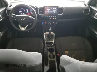 2020 Hyundai Venue SE z VIN KMHRB8A37LU025883, wystawiony jako Copart lot #49889945 z przebiegiem 71 765 mil mil oraz Tytuł czysty. Historia ofert i sprzedaży dostępna na DreamBid. Obrazek 8.