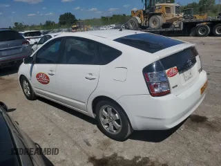 2005 Toyota Prius with VIN JTDKB20U053117455, listed as a Copart auction lot 88136245 with 299,999 mi miles and Non Repairable. Bid and sale history available at DreamBid. Image 2.