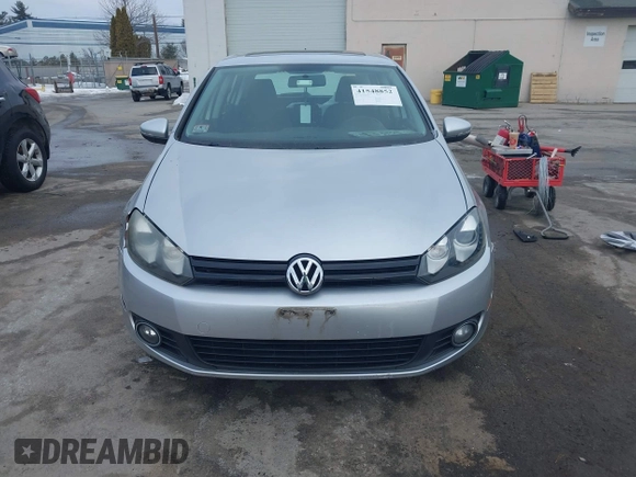2013 Volkswagen Golf TDI z VIN WVWDM7AJ7DW137767, wystawiony jako IAAI lot #41548852 z przebiegiem 102 984 mil mil oraz . Historia ofert i sprzedaży dostępna na DreamBid. Obrazek 11.