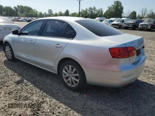 2012 Volkswagen Jetta SE z VIN 3VWDP7AJ1CM465253, wystawiony jako Copart lot #54897005 z przebiegiem 125 309 mil mil oraz Szkoda całkowita • Salvage title. Historia ofert i sprzedaży dostępna na DreamBid. Obrazek 2.