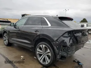 2020 Audi Q8 Premium Plus z VIN WA1EVAF1XLD004366, wystawiony jako Copart lot #75661534 z przebiegiem 52 301 mil mil oraz Szkoda całkowita • Salvage title. Historia ofert i sprzedaży dostępna na DreamBid. Obrazek 2.
