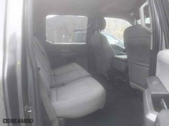 2015 Ford F-150 XLT w/HD Payload Pkg with VIN 1FTFW1EG6FFA46006, listed as a IAAI auction lot 41942359 with 144,221 mi miles. Bid and sale history available at carsss.com. Image 8.