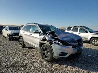 2020 Jeep Cherokee Altitude with VIN 1C4PJMLN0LD533246, listed as a Copart auction lot 80079134 with 36,152 mi miles and Salvage Title. Bid and sale history available at carsss.com. Image 13.