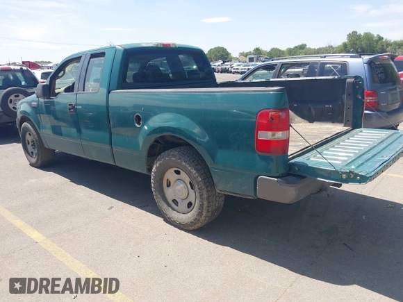 2007 Ford F-150 STX z VIN 1FTRX12W47KC45277, wystawiony jako IAAI lot #42581318 z przebiegiem 318 547 mil mil oraz . Historia ofert i sprzedaży dostępna na DreamBid. Obrazek 3.