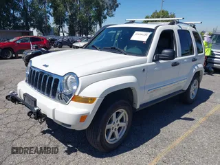2006 Jeep Liberty Limited z VIN 1J4GL58K56W183758, wystawiony jako IAAI lot #42690220 z przebiegiem 76 067 mil mil oraz . Historia ofert i sprzedaży dostępna na DreamBid. Obrazek 17.