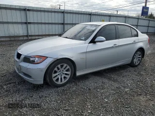 2007 BMW 3 Series 328xi with VIN WBAVC93587KX55997, listed as a Copart auction lot 48160595 with 318,852 mi miles and Salvage Title. Bid and sale history available at carsss.com. Image 1.