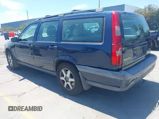 1999 Volvo V70 XC Cross Country with VIN YV1LZ56D1X2602232, listed as a IAAI auction lot 42839035 with 146,154 mi miles and . Bid and sale history available at DreamBid. Image 3.