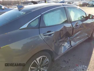 2017 Honda Civic Sedan EX-T with VIN 2HGFC1F39HH652424, listed as a IAAI auction lot 41750943 with 44,174 mi miles. Bid and sale history available at carsss.com. Image 6.