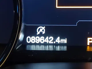 2019 Ford Expedition Limited with VIN 1FMJU2AT1KEA90239, listed as a IAAI auction lot 41513730 with 89,642 mi miles. Bid and sale history available at carsss.com. Image 16.