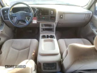 2003 GMC Sierra 1500HD SLE z VIN 1GTGK13U83F169598, wystawiony jako Copart lot #79264084 z przebiegiem 287 096 mil mil oraz Tytuł czysty. Historia ofert i sprzedaży dostępna na DreamBid. Obrazek 8.