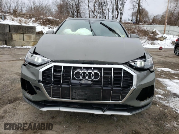 2022 Audi Q3 Premium with VIN WA1AUCF35N1040257, listed as a Copart auction lot 70907502 with 4,005 mi miles. Bid and sale history available at carsss.com. Image 5.