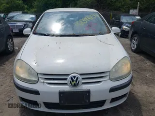 2009 Volkswagen Rabbit S z VIN WVWBB71K99W112155, wystawiony jako IAAI lot #42394254 z przebiegiem 158 219 mil mil oraz . Historia ofert i sprzedaży dostępna na DreamBid. Obrazek 6.