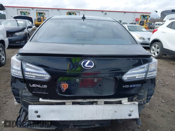 2010 Lexus HS 250h z VIN JTHBB1BAXA2011199, wystawiony jako IAAI lot #41829045 z przebiegiem 155 094 mil mil oraz . Historia ofert i sprzedaży dostępna na DreamBid. Obrazek 17.