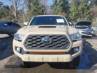 2020 Toyota Tacoma SR5 с VIN 3TMCZ5AN5LM331149, выставлен на аукционе IAAI как лот 41633864 с пробегом 74 862 миль миль и . История ставок и продаж доступна на DreamBid. Изображение 12.