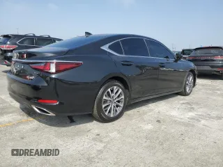 2022 Lexus ES 350 z VIN 58ADZ1B19NU136862, wystawiony jako Copart lot #58093755 z przebiegiem 26 130 mil mil oraz Tytuł czysty. Historia ofert i sprzedaży dostępna na DreamBid. Obrazek 3.