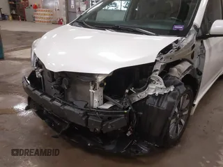 2019 Toyota Sienna XLE with VIN 5TDDZ3DCXKS224647, listed as a IAAI auction lot 41686896 with 93,453 mi miles and . Bid and sale history available at DreamBid. Image 6.