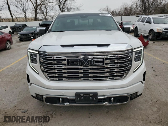 2022 GMC Sierra 1500 with VIN 3GTUUGET7NG527571, listed as a Copart auction lot 84664684 with 43,336 mi miles and Salvage Title. Bid and sale history available at DreamBid. Image 5.