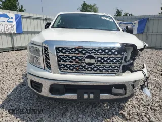 2018 Nissan Titan SV with VIN 1N6AA1E5XJN509882, listed as a Copart auction lot 60162995 with 149,352 mi miles and Salvage title. Bid and sale history available at DreamBid. Image 5.