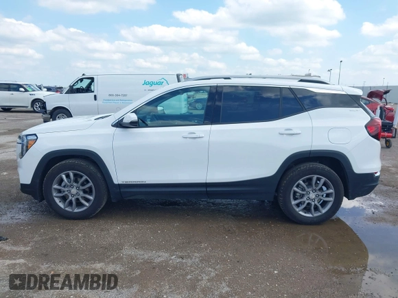 2024 GMC Terrain SLT with VIN 3GKALVEG6RL304937, listed as a IAAI auction lot 42209554 with 28,263 mi miles and . Bid and sale history available at DreamBid. Image 14.