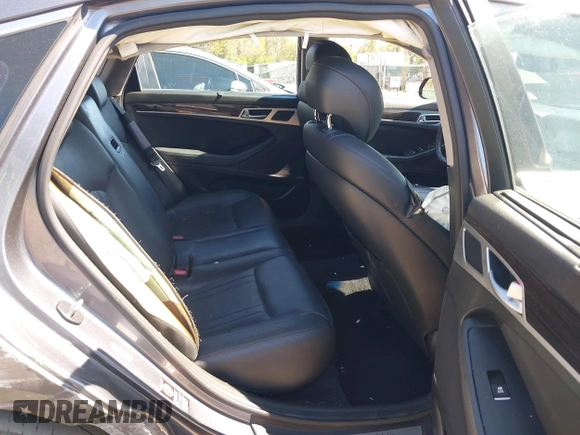 2015 Hyundai Genesis 3.8L with VIN KMHGN4JE5FU095721, listed as a IAAI auction lot 42055501 with 89,517 mi miles. Bid and sale history available at carsss.com. Image 8.