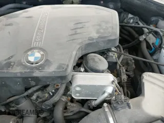 2012 BMW 5 Series 528i xDrive с VIN WBAXH5C58CDW06698, выставлен на аукционе IAAI как лот 43479294 с пробегом 151 868 миль миль и . История ставок и продаж доступна на DreamBid. Изображение 12.