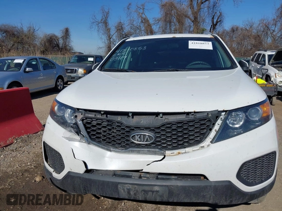 2012 Kia Sorento LX with VIN 5XYKTDA20CG296837, listed as a IAAI auction lot 41810853 with 172,403 mi miles. Bid and sale history available at carsss.com. Image 6.