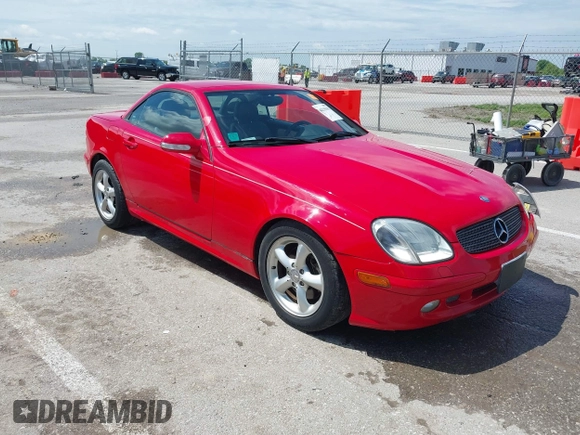2001 Mercedes-Benz SLK 230/320 with VIN WDBKK65FX1F211044, listed as a IAAI auction lot 42210103 with 139,226 mi miles and . Bid and sale history available at DreamBid. Image 1.