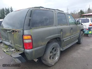 2001 Chevrolet Tahoe LS with VIN 1GNEK13T21J286934, listed as a IAAI auction lot 41850005 with 147,542 mi miles. Bid and sale history available at carsss.com. Image 4.
