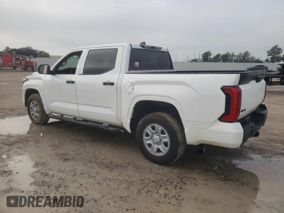 2023 Toyota Tundra SR z VIN 5TFKB5DB2PX073626, wystawiony jako Copart lot #71671243 z przebiegiem 1 188 mil mil oraz . Historia ofert i sprzedaży dostępna na DreamBid. Obrazek 2.