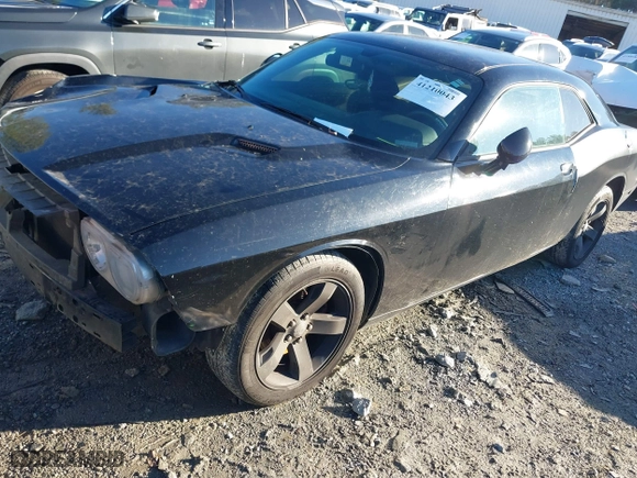 2013 Dodge Challenger Rallye Redline with VIN 2C3CDYAG0DH645961, listed as a IAAI auction lot 41210043 with 205,541 mi miles. Bid and sale history available at carsss.com. Image 17.