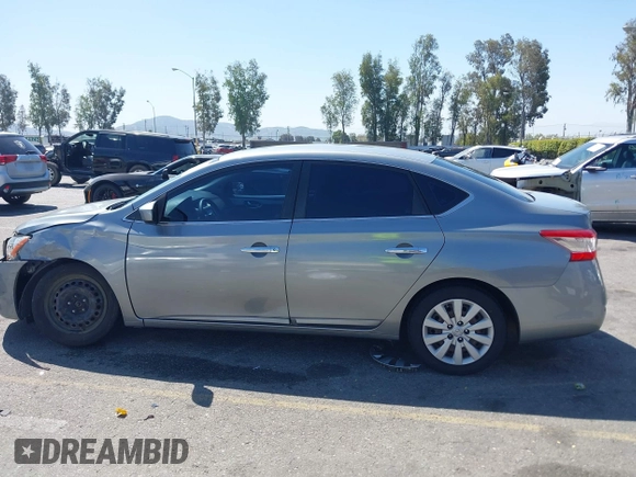 2014 Nissan Sentra SR with VIN 3N1AB7AP6EY250135, listed as a IAAI auction lot 41991142 with 190,072 mi miles and . Bid and sale history available at DreamBid. Image 15.