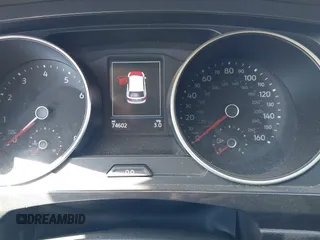 2018 Volkswagen Tiguan SEL с VIN 3VV2B7AX7JM138559, выставлен на аукционе IAAI как лот 42564565 с пробегом 74 602 миль миль и . История ставок и продаж доступна на DreamBid. Изображение 7.