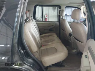 2004 Ford Explorer XLT z VIN 1FMZU73W04ZA05426, wystawiony jako IAAI lot #41844928 z przebiegiem 270 311 mil mil oraz . Historia ofert i sprzedaży dostępna na DreamBid. Obrazek 8.