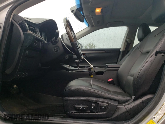 2013 Lexus ES 250 with VIN JTHBK1GG3D2030372, listed as a Copart auction lot 55392735 with 112,175 mi miles and Salvage Title. Bid and sale history available at DreamBid. Image 7.