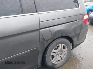 2007 Honda Odyssey EX-L z VIN 5FNRL38687B462147, wystawiony jako IAAI lot #41855258 z przebiegiem 272 015 mil mil oraz . Historia ofert i sprzedaży dostępna na DreamBid. Obrazek 6.