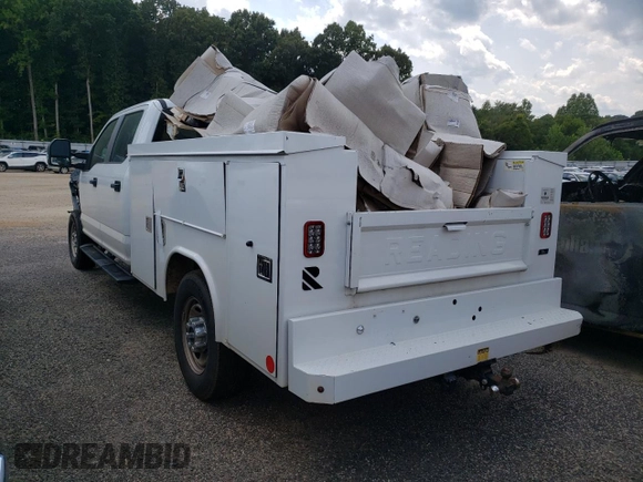 2022 Ford Super Duty F-250 SRW XL with VIN 1FD7W2B61NEG27788, listed as a Copart auction lot 57755934 with 41,419 mi miles and Salvage Title. Bid and sale history available at carsss.com. Image 2.