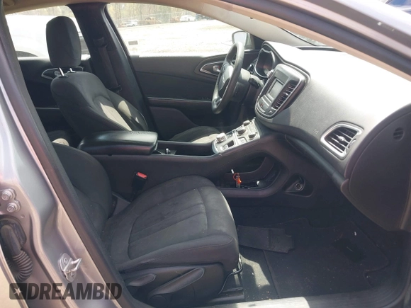 2015 Chrysler 200 Limited with VIN 1C3CCCABXFN718872, listed as a IAAI auction lot 42098661 with 220,011 mi miles. Bid and sale history available at carsss.com. Image 5.