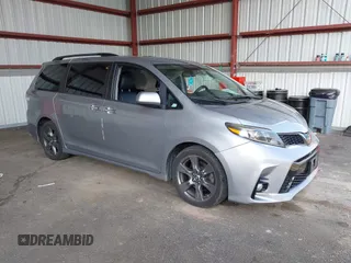 2018 Toyota Sienna SE with VIN 5TDXZ3DC0JS950481, listed as a IAAI auction lot 42404211 with 87,697 mi miles and . Bid and sale history available at DreamBid. Image 1.