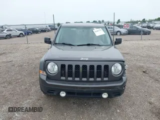 2017 Jeep Patriot Sport SE with VIN 1C4NJPBA0HD118393, listed as a IAAI auction lot 42481719 with 159,602 mi miles and . Bid and sale history available at DreamBid. Image 13.