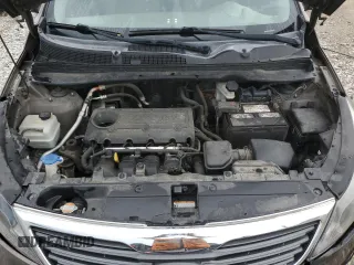 2012 Kia Sportage EX z VIN KNDPC3A25C7187402, wystawiony jako Copart lot #57853615 z przebiegiem 175 903 mil mil oraz Szkoda całkowita • Salvage title. Historia ofert i sprzedaży dostępna na DreamBid. Obrazek 12.