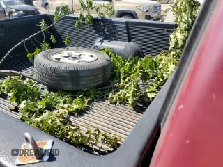 1992 Ford F-150 с VIN 1FTEX14N2NKA95265, выставлен на аукционе Copart как лот 58035325 с пробегом 185 353 миль миль и Чистый • Clean title. История ставок и продаж доступна на DreamBid. Изображение 10.
