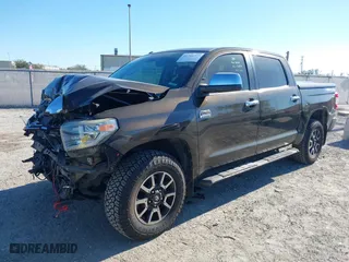 2018 Toyota Tundra 4WD SR5 with VIN 5TFAW5F14JX724704, listed as a IAAI auction lot 41744777 with 129,859 mi miles. Bid and sale history available at carsss.com. Image 20.