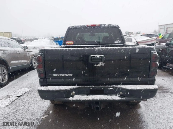 2006 Chevrolet Silverado 1500 LS with VIN 2GCEK13V661202657, listed as a IAAI auction lot 41672314 with 161,671 mi miles. Bid and sale history available at carsss.com. Image 16.