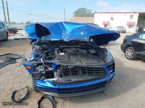 2019 Porsche Macan with VIN WP1AA2A59KLB06602, listed as a IAAI auction lot 41511961 with NaN miles. Bid and sale history available at carsss.com. Image 11.