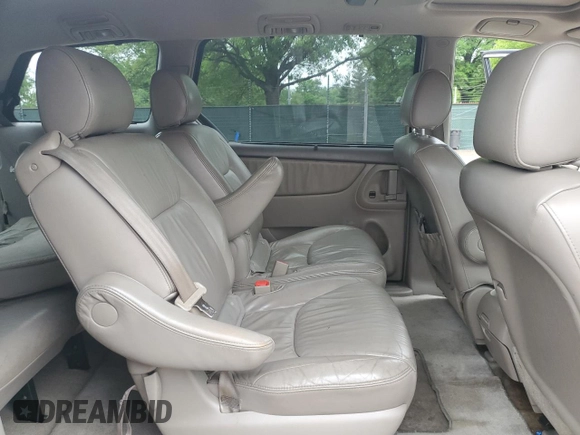 2006 Toyota Sienna XLE z VIN 5TDZA22C56S466035, wystawiony jako Copart lot #55452845 z przebiegiem 246 149 mil mil oraz Szkoda całkowita • Salvage title. Historia ofert i sprzedaży dostępna na DreamBid. Obrazek 11.
