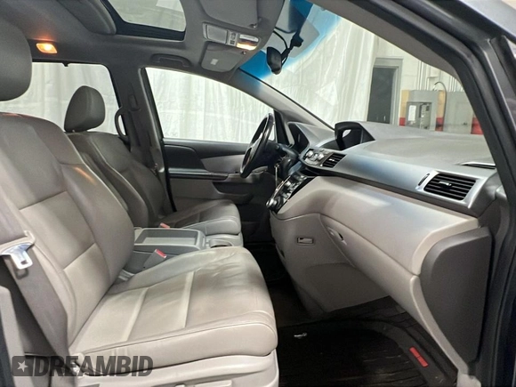 2011 Honda Odyssey EX-L with VIN 5FNRL5H62BB047183, listed as a Copart auction lot 56378645 with 125,446 mi miles and Clean Title. Bid and sale history available at DreamBid. Image 5.