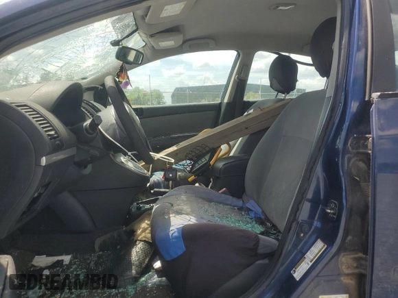 2010 Nissan Sentra 2.0 z VIN 3N1AB6AP6AL625698, wystawiony jako Copart lot #55095895 z przebiegiem 105 089 mil mil oraz Szkoda całkowita • Salvage title. Historia ofert i sprzedaży dostępna na DreamBid. Obrazek 7.
