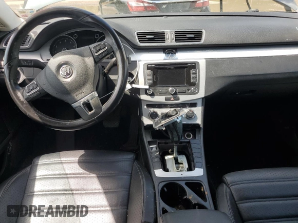 2014 Volkswagen CC R-Line с VIN WVWBP7AN3EE525944, выставлен на аукционе Copart как лот 61658455 с пробегом Не указан миль и Чистый • Clean title. История ставок и продаж доступна на DreamBid. Изображение 8.