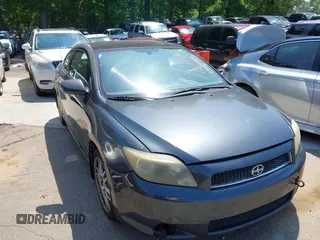 2006 Scion tC z VIN JTKDE177360118573, wystawiony jako IAAI lot #42143455 z przebiegiem 183 911 mil mil oraz . Historia ofert i sprzedaży dostępna na DreamBid. Obrazek 1.
